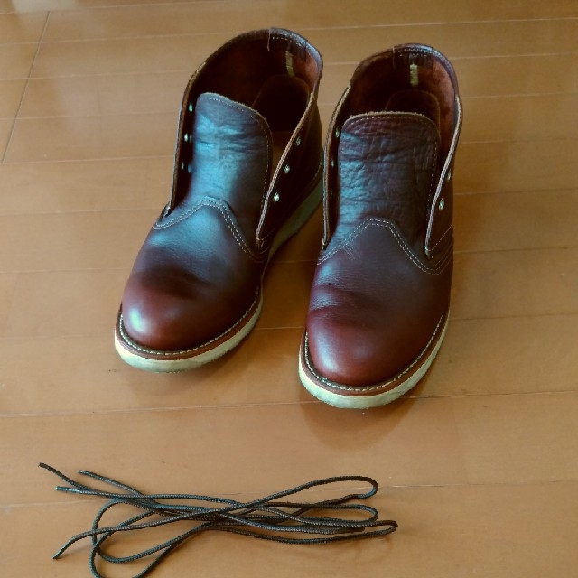 REDWING(レッドウィング)のREDＷＩＮＧ　クラッシックチャッカーブーツ メンズの靴/シューズ(ブーツ)の商品写真