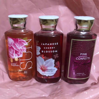 バスアンドボディーワークス(Bath & Body Works)のバスアンドボディワークス シャワージェル3点セット　295ml(ボディソープ/石鹸)