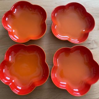 ルクルーゼ(LE CREUSET)のル・クルーゼ　フラワー　深皿　プレート　オレンジ　赤　4枚セット(食器)