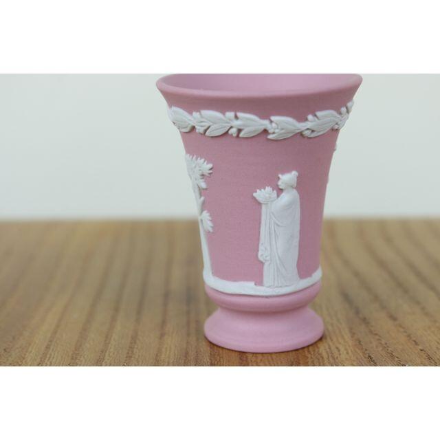 ウェッジウッド　ジャスパー　ミニチュア　花瓶　ピンク　フラワーベース　英国