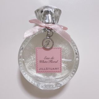 ジルスチュアート(JILLSTUART)のジルスチュアート　リラックスオードホワイトフローラル　50ml(香水(女性用))