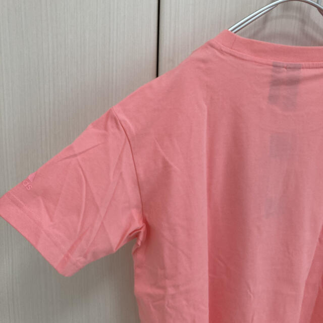 adidas(アディダス)の12.新品アディダス adidas レディース ピンクTシャツ 花柄 Mサイズ レディースのトップス(Tシャツ(半袖/袖なし))の商品写真