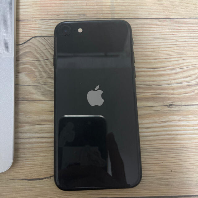 iPhone SE 第2世代 (SE2) ブラック 64 GB 2