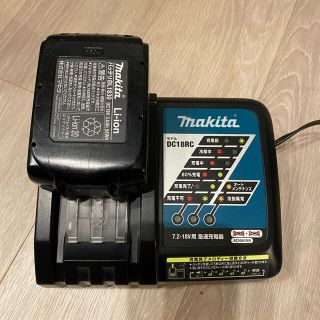 Makita - マキタ 純正18Vバッテリーと充電器セットの通販 by ken's ...