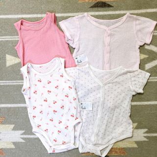 ユニクロ(UNIQLO)のベビー服どんどん出品❣️女の子　70   4着セット　肌着　メッシュ　ロンパース(ロンパース)