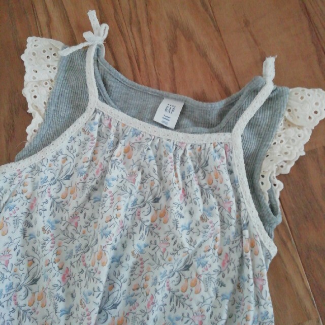 babyGAP(ベビーギャップ)のbabyGAP トップス ワンピースセット キッズ/ベビー/マタニティのキッズ服女の子用(90cm~)(ワンピース)の商品写真