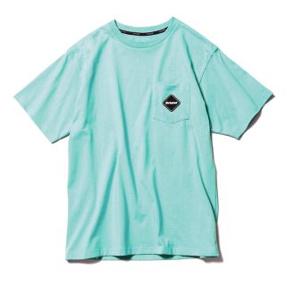 エフシーアールビー(F.C.R.B.)のBIG VERTICAL LOGO POCKET TEE LIGHT BLUE(Tシャツ/カットソー(半袖/袖なし))