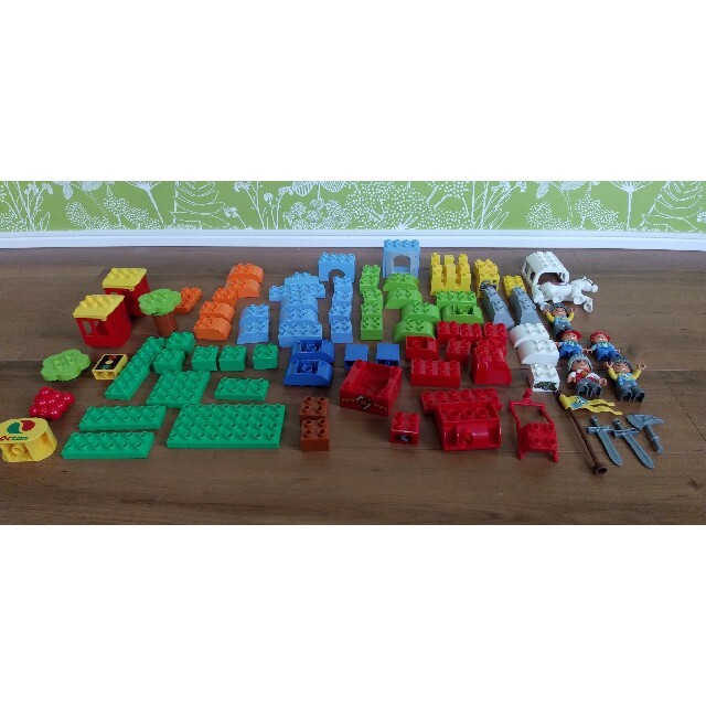 Lego(レゴ)の大量　LEGO　レゴ　デュプロ　93ピース キッズ/ベビー/マタニティのおもちゃ(知育玩具)の商品写真