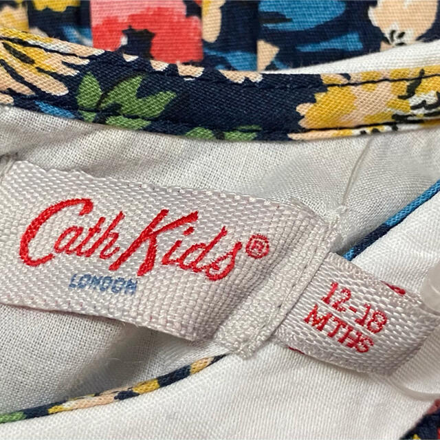 Cath Kidston(キャスキッドソン)の【タイムセール】キャスキッドソン フラワープリント ワンピース キッズ/ベビー/マタニティのベビー服(~85cm)(ワンピース)の商品写真