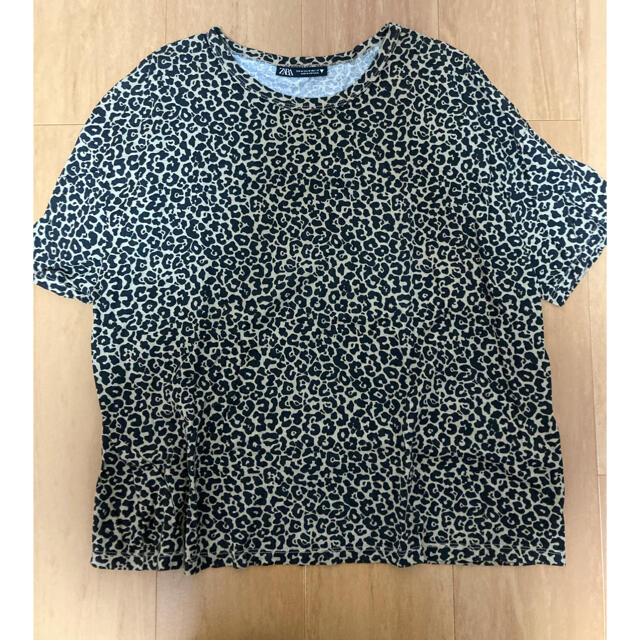 ZARA(ザラ)のZARA レオパードTシャツ レディースのトップス(Tシャツ(半袖/袖なし))の商品写真