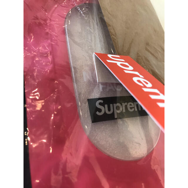 Supreme(シュプリーム)のSupreme The North Face Neck Pouch メンズのバッグ(ウエストポーチ)の商品写真