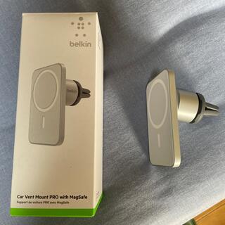 アップル(Apple)のBelkin 車載ホルダー iPhone 12 MagSafe対応 エアコン用(車内アクセサリ)