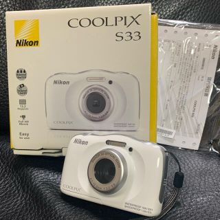 ニコン(Nikon)のNikon Coolpix s33 防水 白(コンパクトデジタルカメラ)