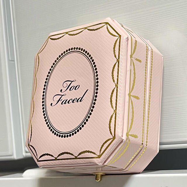 Too Faced(トゥフェイス)のToo Faced ダイヤモンドライト マルチユース ハイライター コスメ/美容のベースメイク/化粧品(フェイスカラー)の商品写真