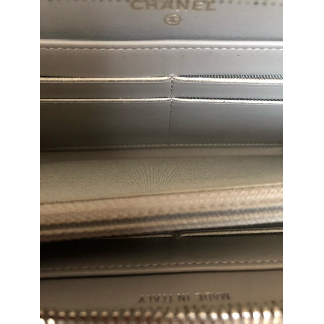 CHANEL(シャネル)のCHANEL 長財布　シルバー　エナメル メンズのファッション小物(長財布)の商品写真