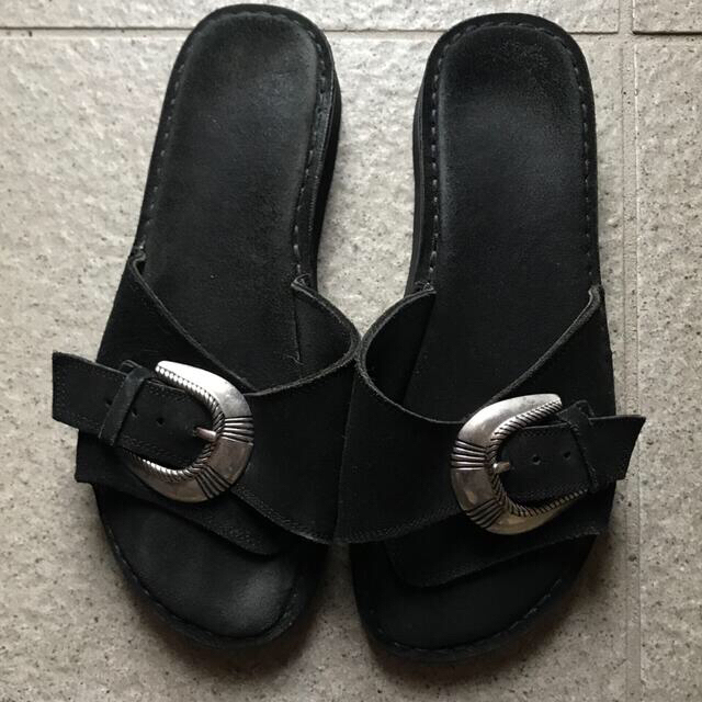 CAMINANDO コンチョベルトサンダル ブラックサイズ38 メンズの靴/シューズ(サンダル)の商品写真