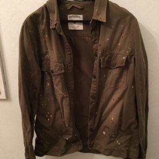 ザラ(ZARA)の送料込＊zara woman ミリタリーシャツブルゾン カーキペイント(ミリタリージャケット)