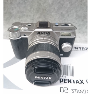 ペンタックス(PENTAX)のPENTAX Q10 標準レンズセット(ミラーレス一眼)