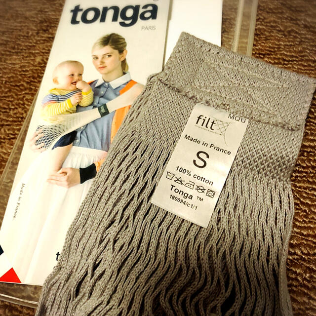 tonga(トンガ)のTONGA 抱っこ紐　Sサイズ　ケース付き キッズ/ベビー/マタニティの外出/移動用品(抱っこひも/おんぶひも)の商品写真