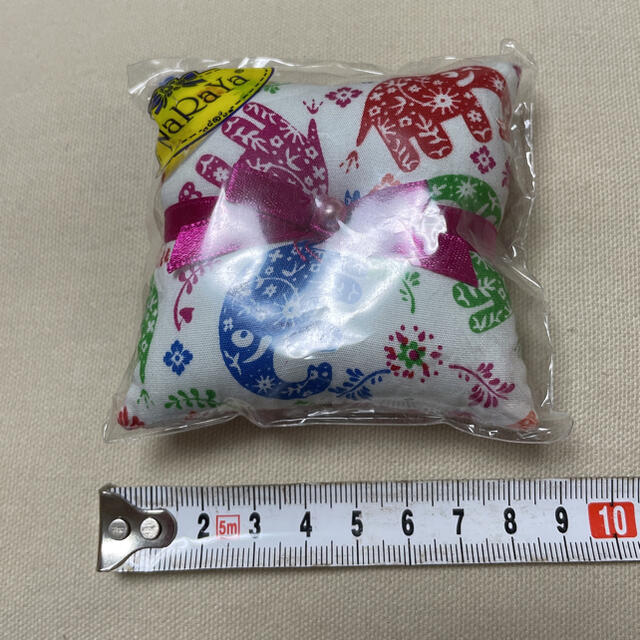 NaRaYa(ナラヤ)のNaraya ピンクッション　針山 ハンドメイドの生活雑貨(雑貨)の商品写真