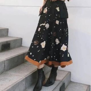 アメリヴィンテージ(Ameri VINTAGE)のAMY IRREHEM SKIRT アメリヴィンテージ　花柄スカート　Sサイズ(ロングスカート)