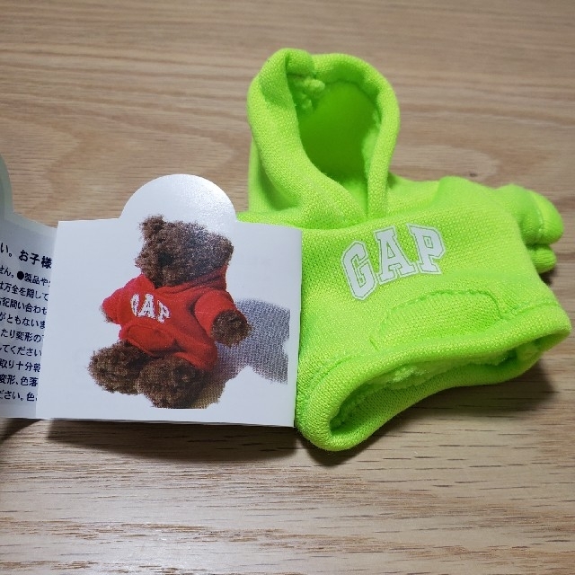 GAP(ギャップ)のGAP　カプセルトイパーカーGreen エンタメ/ホビーのおもちゃ/ぬいぐるみ(その他)の商品写真
