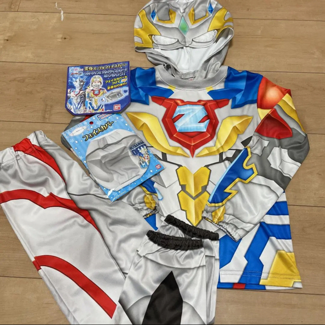 BANDAI(バンダイ)のウルトラマンZ なりきり 変身スーツ フェイスカバーセット キッズ/ベビー/マタニティのキッズ服男の子用(90cm~)(その他)の商品写真