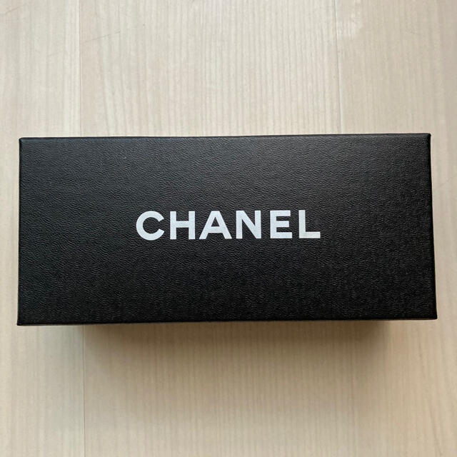 CHANEL(シャネル)のCHANEL シャネル 空箱 レディースのバッグ(ショップ袋)の商品写真