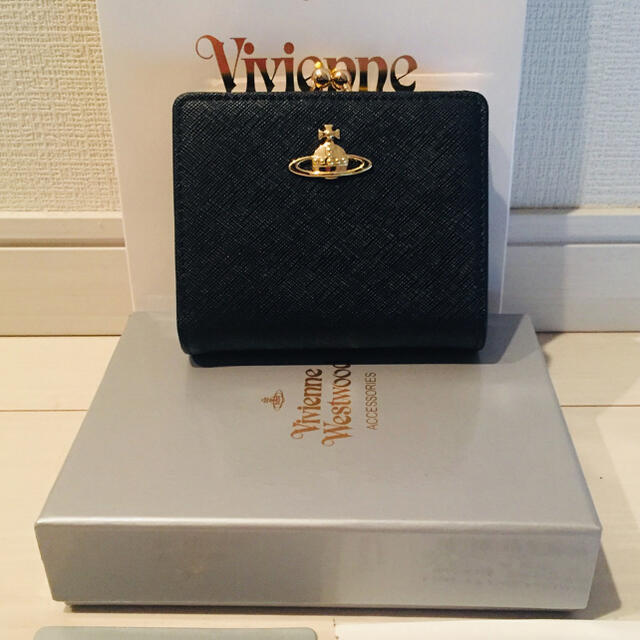 Vivienne Westwood(ヴィヴィアンウエストウッド)のヴィヴィアンウエストウッド 財布 2つ折り レディースのファッション小物(財布)の商品写真