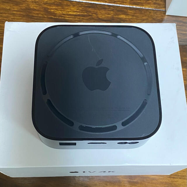 Apple(アップル)のApple TV 4K HDR    64GB スマホ/家電/カメラのテレビ/映像機器(その他)の商品写真