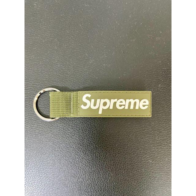 Supreme(シュプリーム)のSupreme Webbing Keychain Olive メンズのファッション小物(キーホルダー)の商品写真