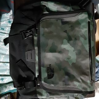 ザノースフェイス(THE NORTH FACE)のTHE NORTH FACE(メッセンジャーバッグ)