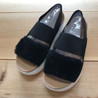 アグ(UGG)のUGGサンダル　(サンダル)