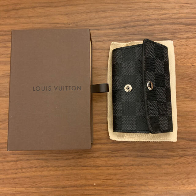 LOUIS VUITTON(ルイヴィトン)のルイヴィトンダミエグラフティキーケース メンズのファッション小物(キーケース)の商品写真