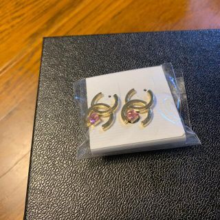 新品未開封　ピアス(ピアス)