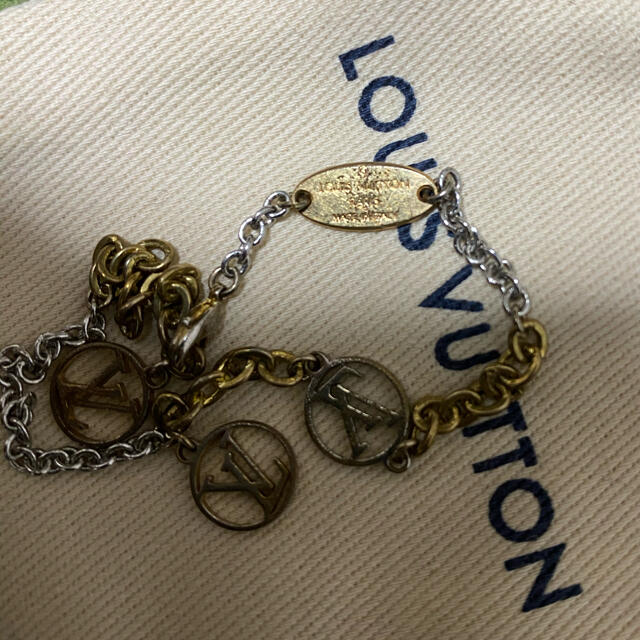 LOUIS VUITTON(ルイヴィトン)の最終値下げ　LOUIS VUITON ルイヴィトン　ブレスレット レディースのアクセサリー(ブレスレット/バングル)の商品写真