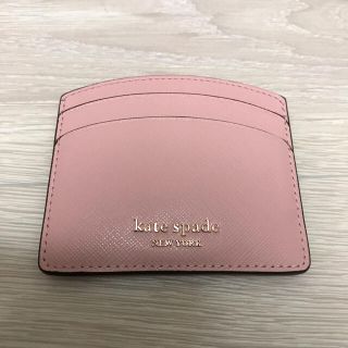 ケイトスペードニューヨーク(kate spade new york)の【新品】ケイトスペード kate spade カードケース ピンク(名刺入れ/定期入れ)