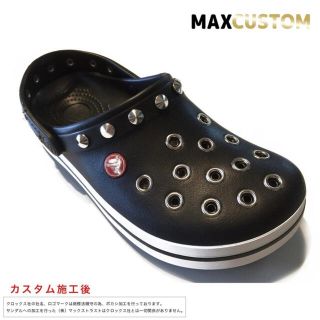 クロックス(crocs)のクロックス crocs パンク カスタム 黒銀 サイズ22～31cm 新品(サンダル)