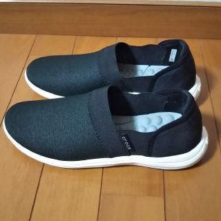 クロックス(crocs)のcrocs スリッポンスニーカー(スニーカー)