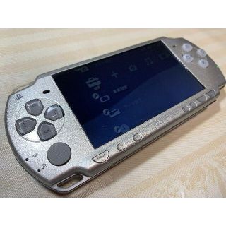 ソニー(SONY)の美品　SONY　PSP　2000　シルバー(携帯用ゲーム機本体)