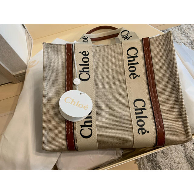 Chloe(クロエ)のChloe クロエ woody トートバッグ ミディアム レディースのバッグ(トートバッグ)の商品写真