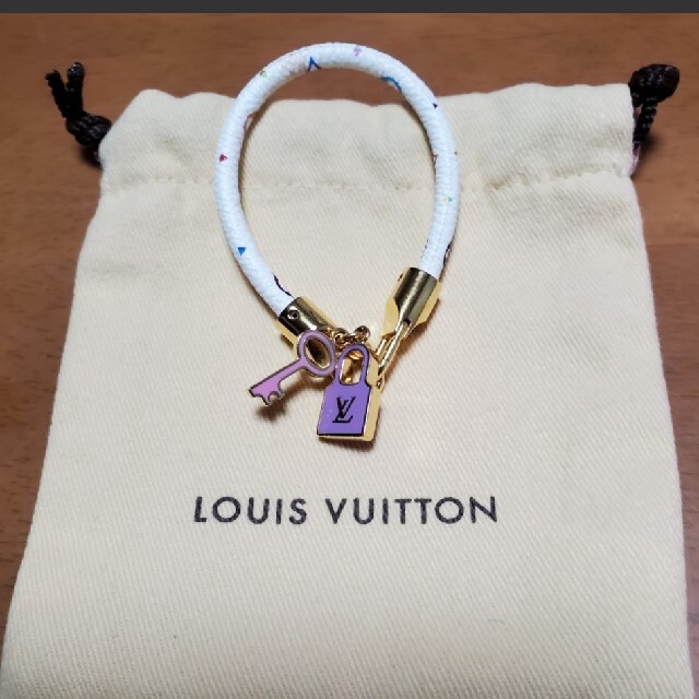 LOUIS VUITTONブレスレット保存袋・専用箱・購入時のレシート有　本物