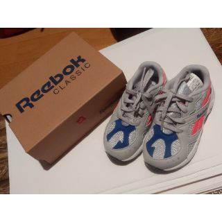 リーボック(Reebok)のbaiya リーボック　Reebok　スニーカー　新品　キッズ　14 15 16(スニーカー)