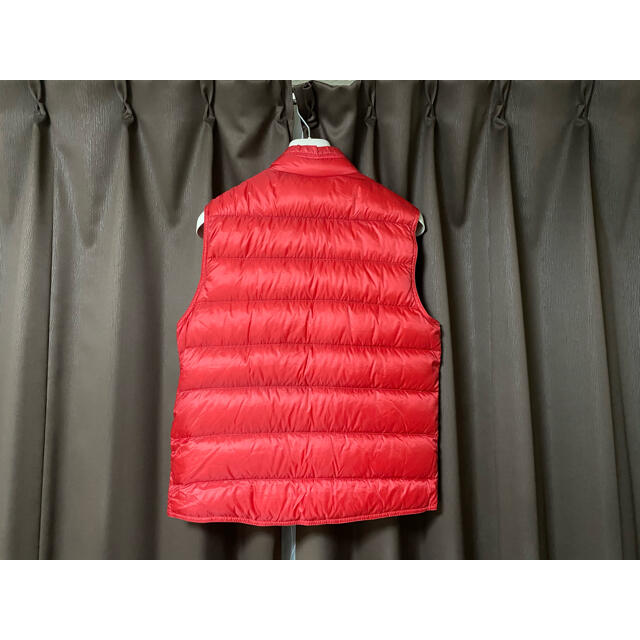 MONCLER(モンクレール)のモンクレール　ダウンベスト メンズのジャケット/アウター(ダウンベスト)の商品写真