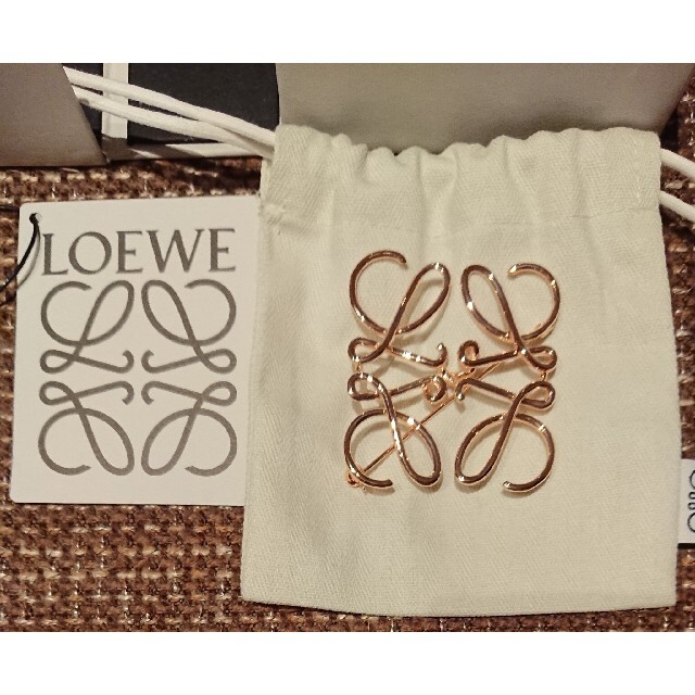 LOEWE ロエベ☆公式サイト購入☆アナグラムブローチ☆ローズゴールド