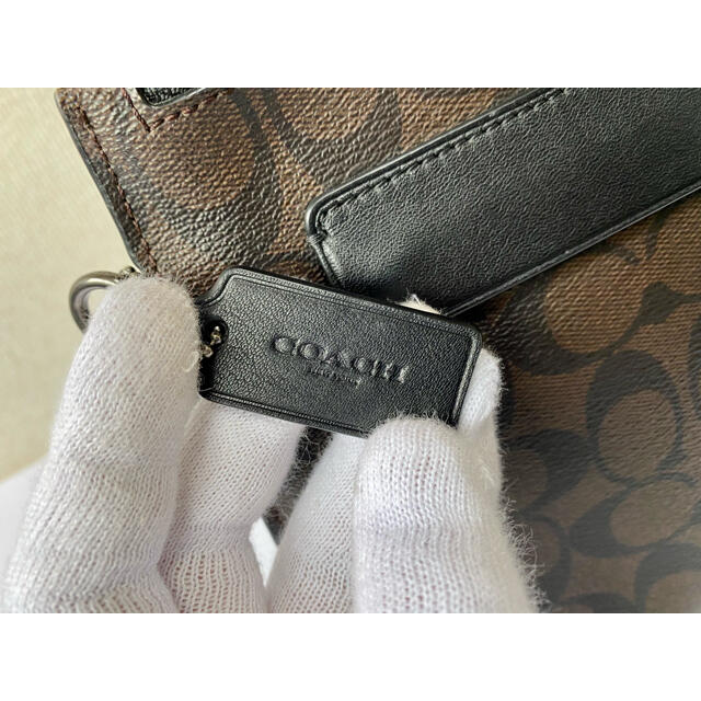 COACH(コーチ)のCOACH コーチ セカンドバッグ メンズのバッグ(セカンドバッグ/クラッチバッグ)の商品写真