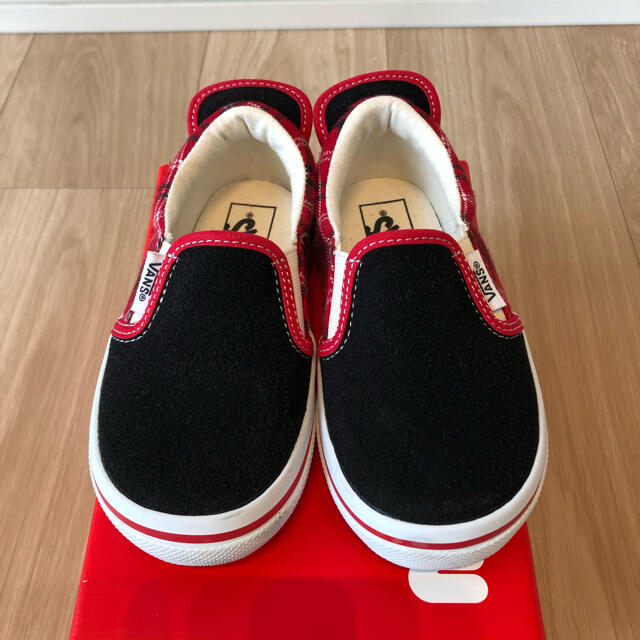 VANS(ヴァンズ)のVANS スリッポン スニーカー　17㎝ キッズ/ベビー/マタニティのキッズ靴/シューズ(15cm~)(スリッポン)の商品写真