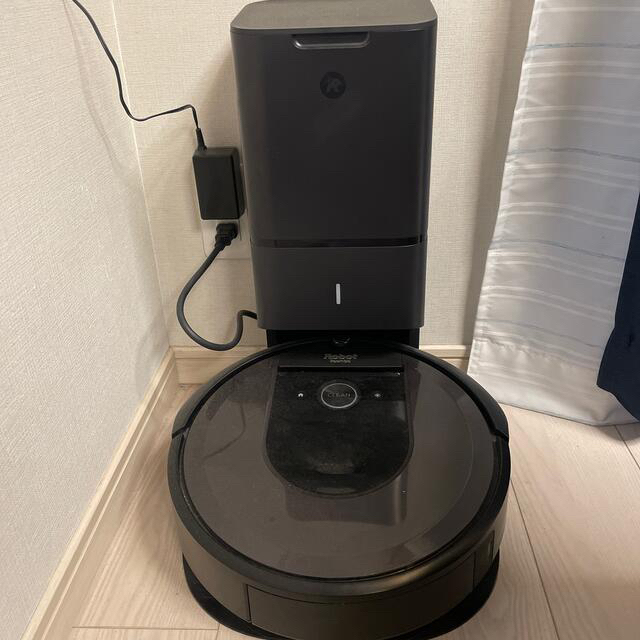 i755060 [ロボット掃除機 Roomba（ルンバ）i7＋ チャコール]