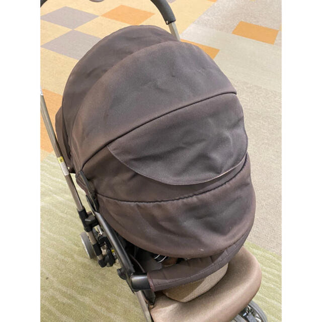 Aprica アップリカ カルーンプラスの通販 by とっち's shop|アップリカならラクマ - コンビ ベビーカー 最安値通販