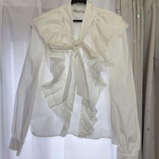 ザラ(ZARA)のZARA ブラウス　白　美品(シャツ/ブラウス(長袖/七分))